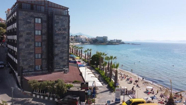 Sunday Beach HotelFotoğrafı