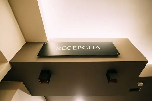 Hotel Sundial - Lobi