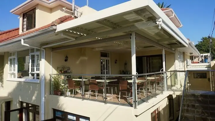 Sundown Manor Guest House - Dış Mekan