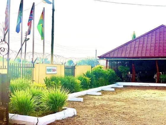 Sundowner Lodge