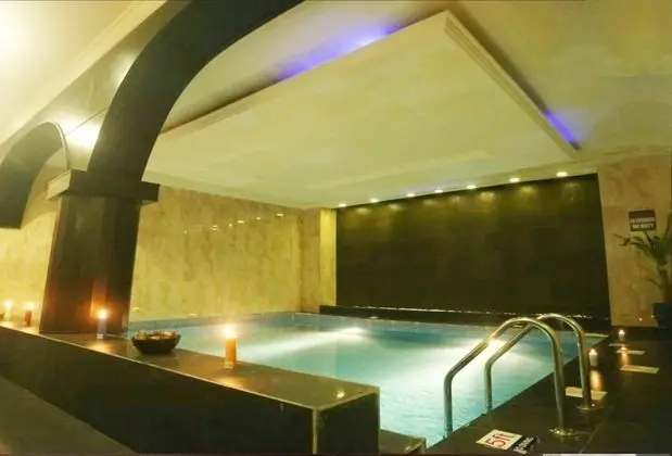 SUNFIT Fitness - Spa - Accommodation - Havuz