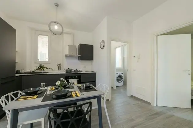 Sunflower Apartment 2 With Balcony in Baveno Center