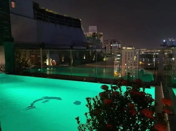 Sunflower CBQ Hotel