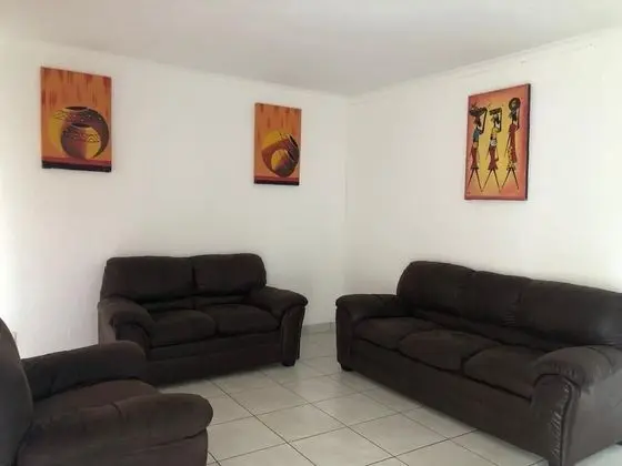 Sunflower Guesthouse Noordwyk - Midrand - Oda Düzeni