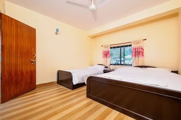 Hotel Sunflower