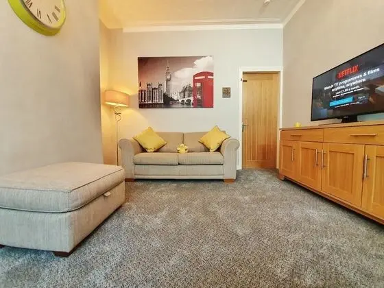 Sunflower Suite Sasco Apartments - Oda