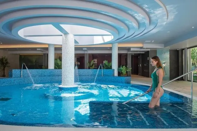 SunGarden Wellness & Conference Hotel - Havuz