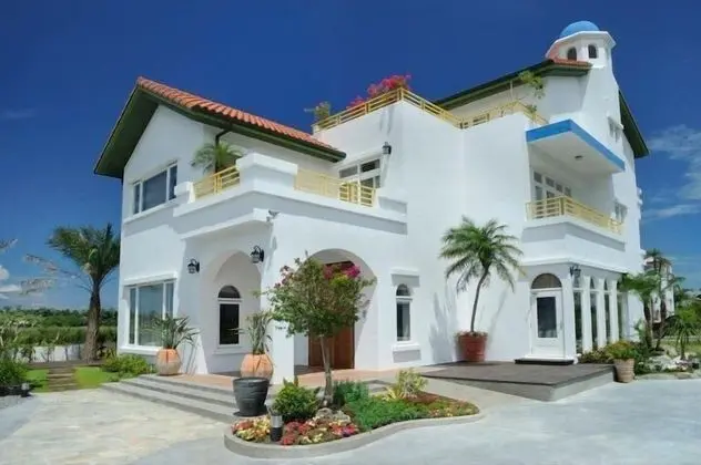 Sunlax B&B