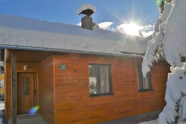 Sunlit Cabin with Hot Tub in Turracherhohe