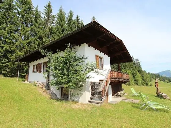 Sunlit Chalet near Ski Area in Hopfgarten im Brixental - Dış Mekan