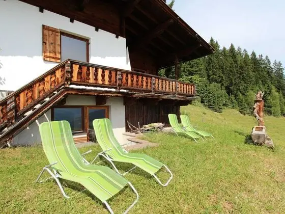 Sunlit Chalet near Ski Area in Hopfgarten im Brixental - Dış Mekan