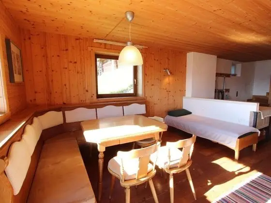 Sunlit Chalet near Ski Area in Hopfgarten im Brixental - Yerinde Yemek