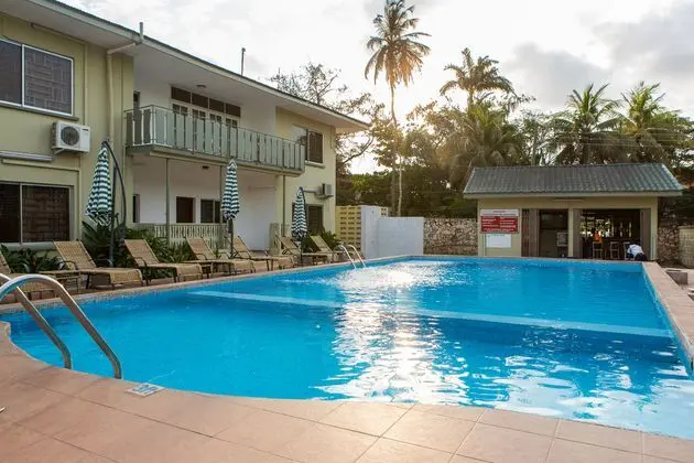 Sunlodge Hotel