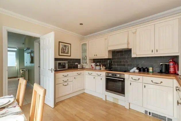 Sunningdale - Beach Side Cottage Sea Views Parking - Oda