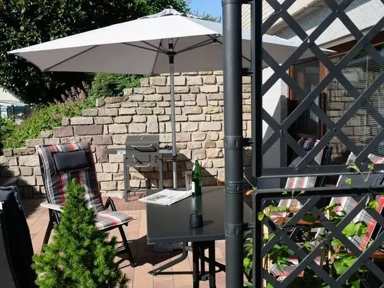 Sunny Apartment in Brad Driburg With Garden and Terrace - Dış Mekan