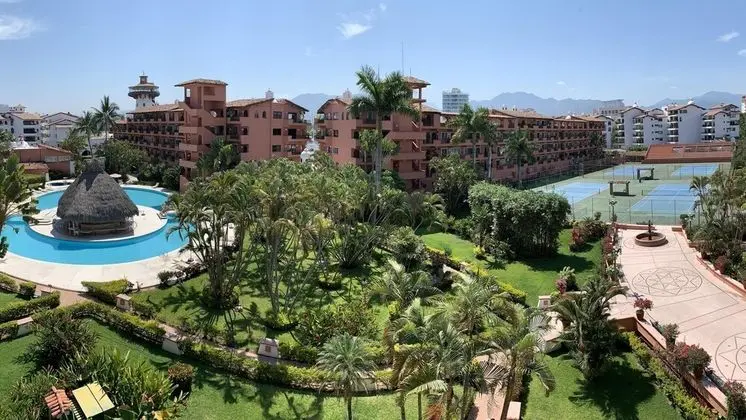 Sunny Apartment In The Heart of the Exclusive Marina Vallarta