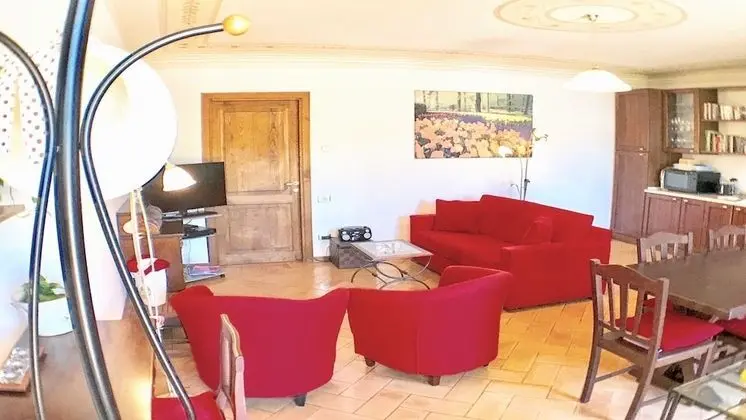 Sunny Apartment, in the Historic Centre of Spoleto With Large Terrace - Mülk Olanakları