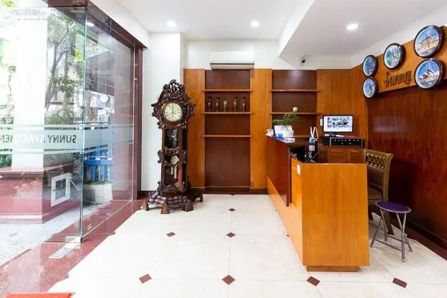 Sunny Hotel and Apartment - Lobi