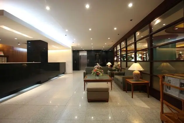 Sunny Bay Suites - Lobi