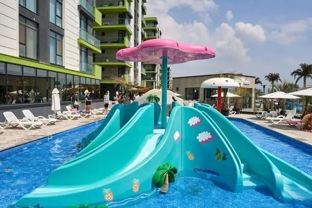 Sunny Beach Alezzi - Havuz