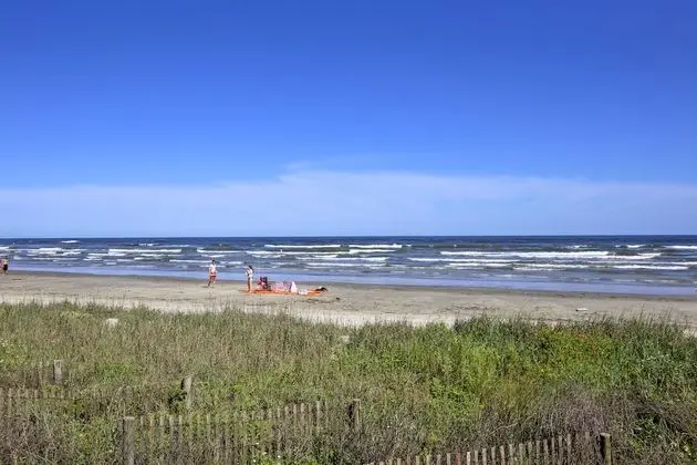 Sunny Beach Sandcastle Cottage