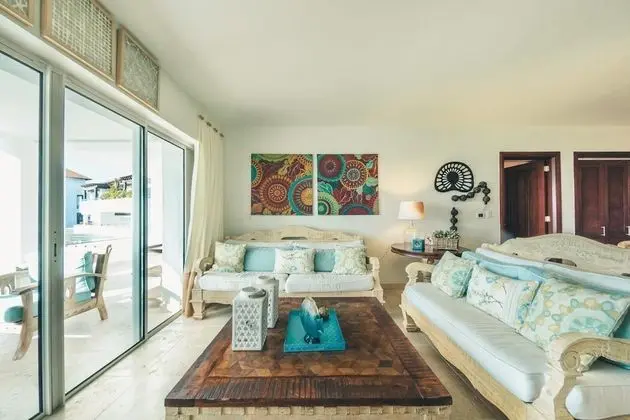 Sunny Beach View Apt at Punta Palmera CBB - Oda