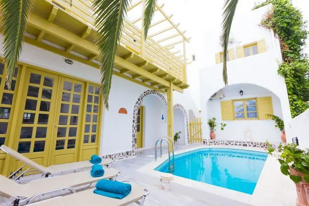 Sunny Days Hotel