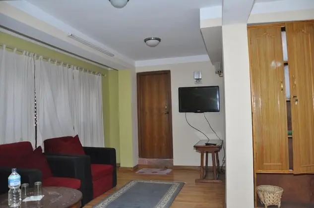 Sunny Guest House and Cafe - Oda Düzeni