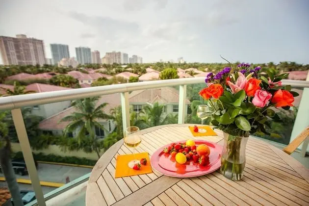 Sunny Isles Suites - Dış Mekan