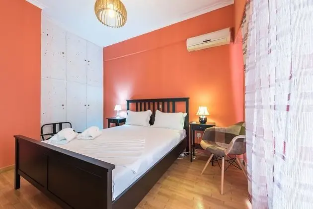 Sunny Loft in Koukaki  by Cloudkeys