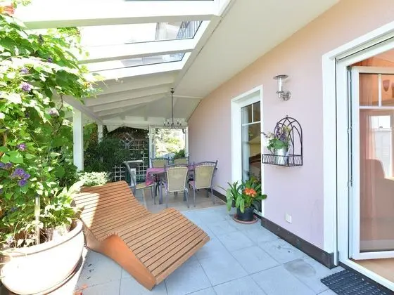 Sunny and Mediterranean House in Deggendorf With Luxurious Furnishings - Öne Çıkan Resim