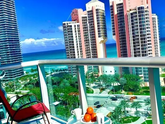 Sunny Miami Vacation - Dış Mekan