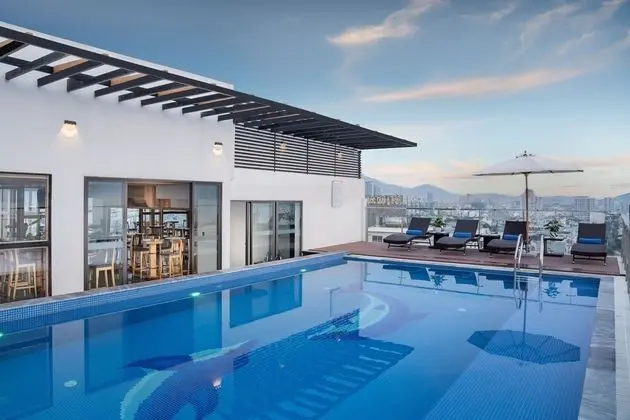 Sunny Ocean Hotel & Spa - Havuz