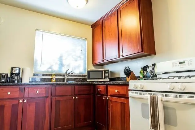 Sunny Palo Alto Two Bed - Mutfak