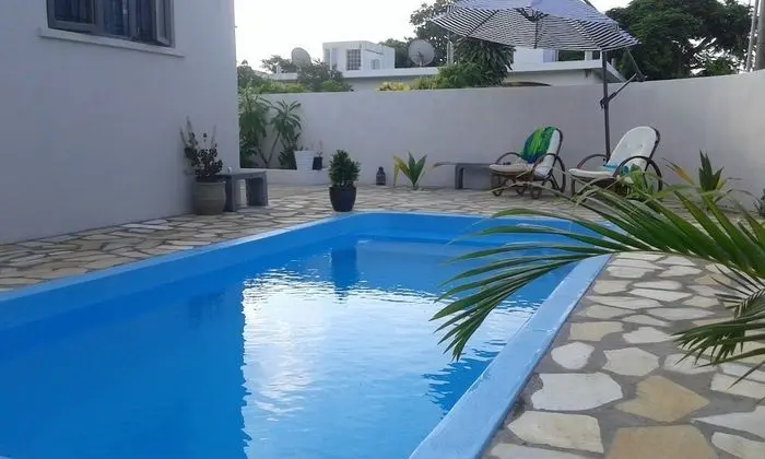 Sunny Private First Floor 1-br Beach Apartment With Spacious Balcony, Pool, Wifi - Öne Çıkan Resim