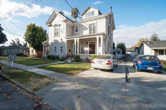 Sunny Studio Near Downtown San Jose
