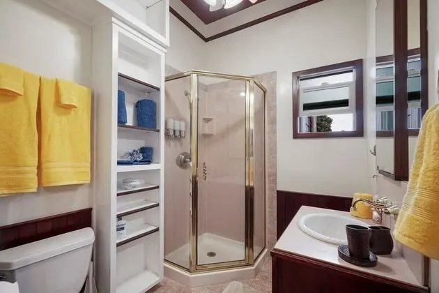 Sunny Studio Near Downtown San Jose - Banyo Tipleri