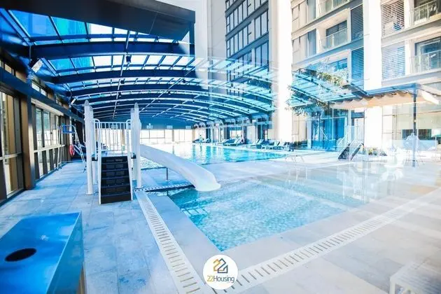 Sunny Vinhomes Metropolis Apartment - Havuz