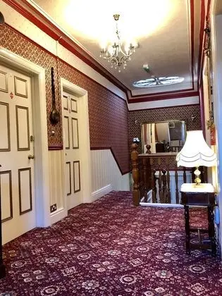 Sunnycroft Guesthouse - İç Mekan