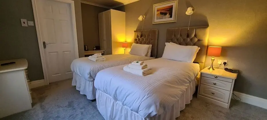 Sunnycroft Guesthouse - Oda