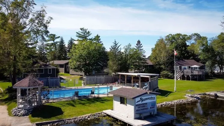 Sunnylea Resort