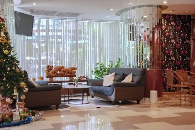 The Sunreno Hotel - Lobi