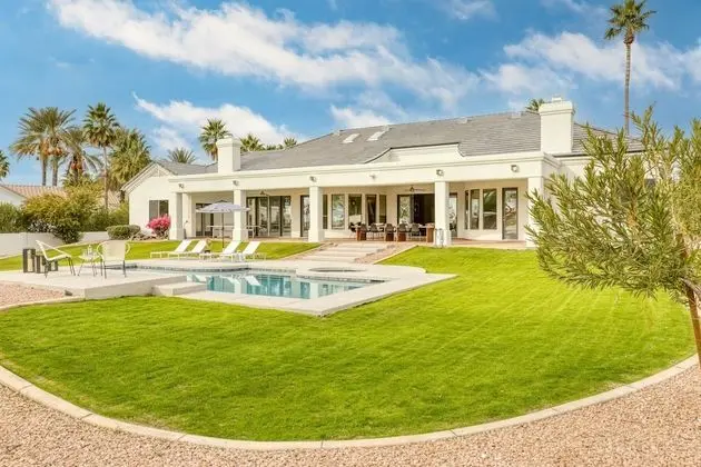 Sunridge by Avantstay Glorious Scottsdale Estate w/ Pool, Hot Tub, Ping Pong & Pool Table!