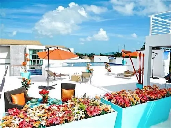 Sunrise 3 bedrooms Modern Apartment In Nai Harn - Havuz