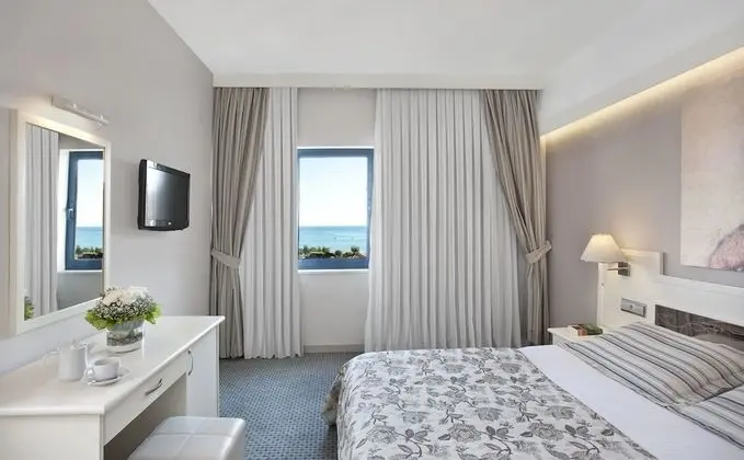 Sunrise Resort Hotel - Oda