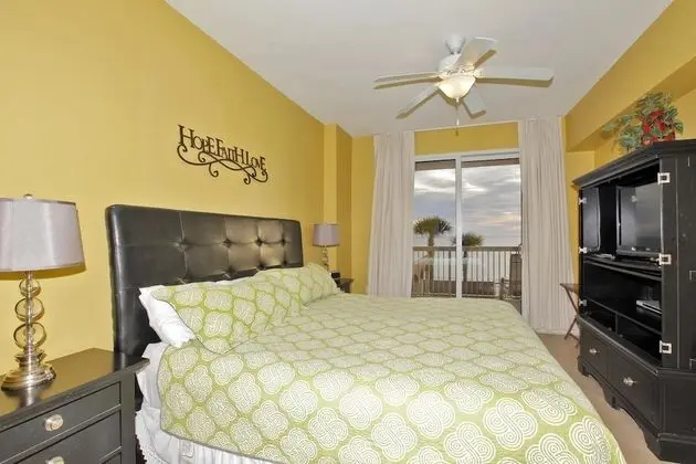 Sunrise Beach Resort by Panhandle Getaways - Oda