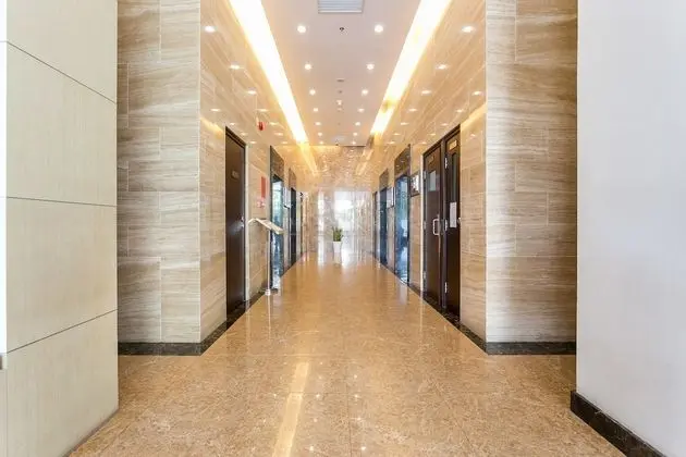 Sunrise City Luxury 2BR SW Pool 15th - Lobi