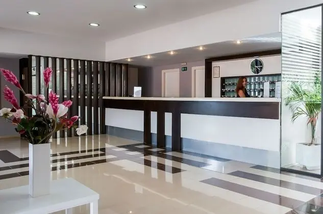 Sunrise Village Hotel - Lobi