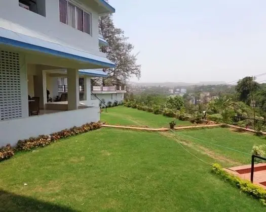 Sunrise Hill Resort