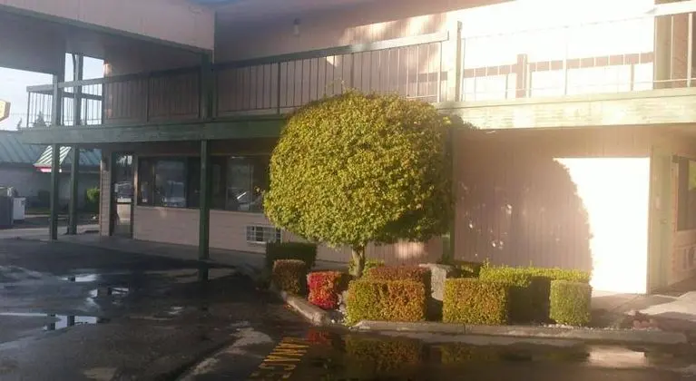 Sunrise Inn